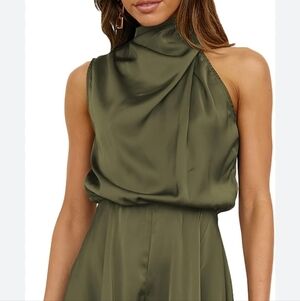 PRETTY GARDEN Satin mockneck sleeveless Draped cropped top in olive. Size M NWT
